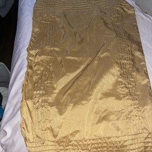 Gold nwot pillowcase cover nice new pretty
